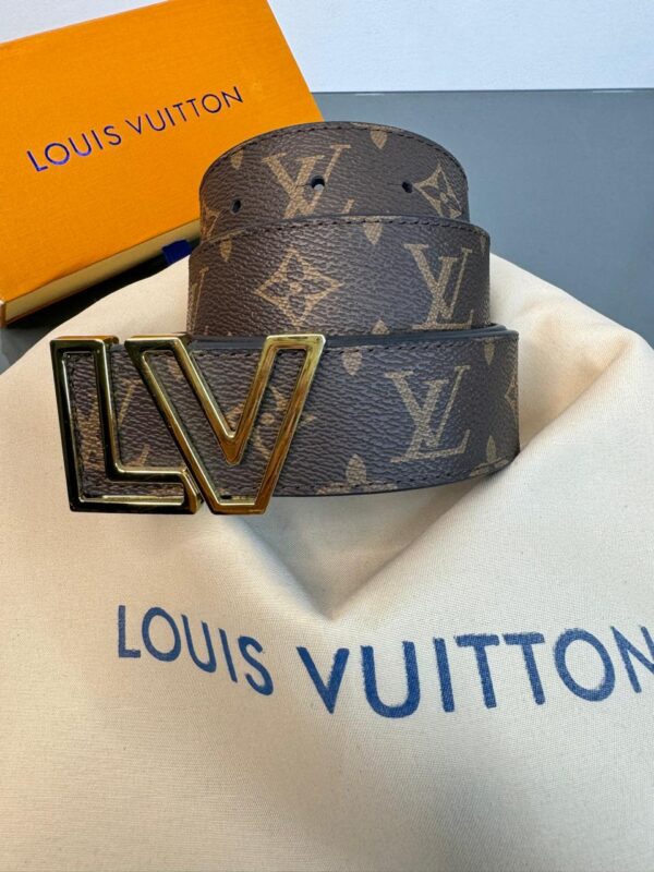 Correa Louis Vuitton