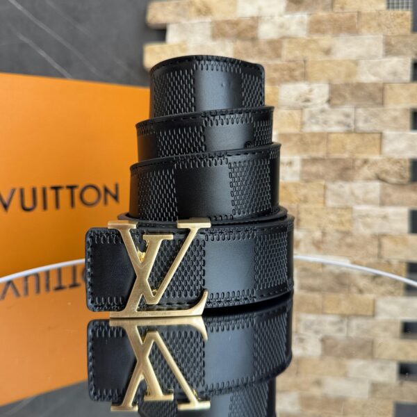 IMG-20250520-WA0081 Correa Louis Vuitton
