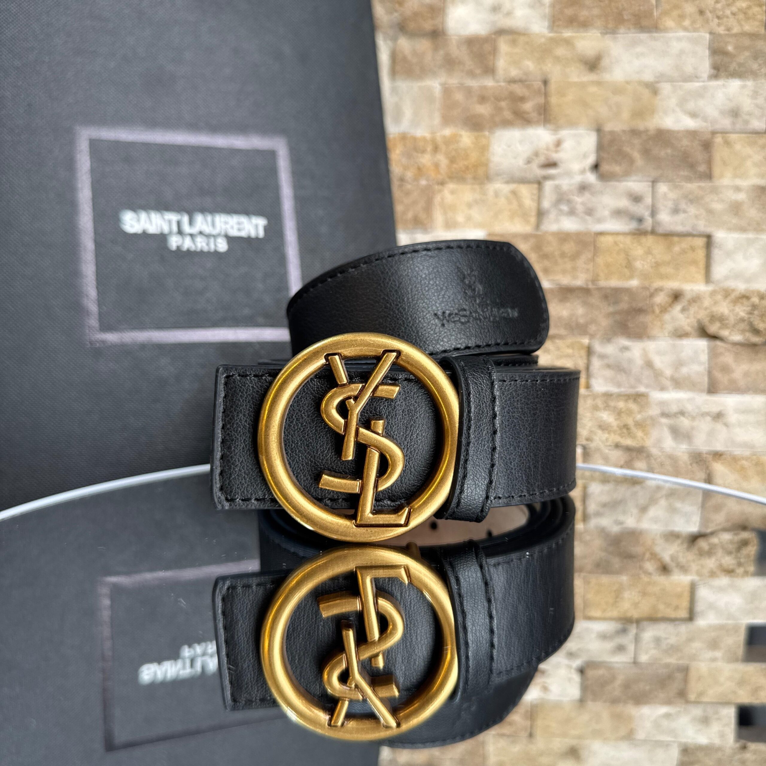 Correa YVES SAINT LAURENT