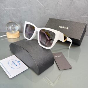 Lente PRADA