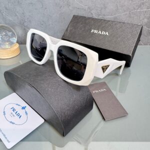 Lente PRADA