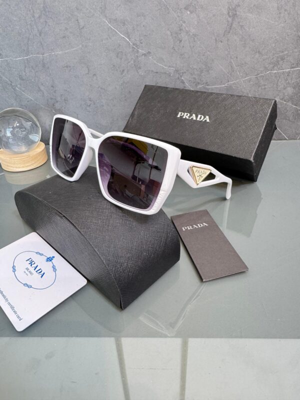 Lente PRADA