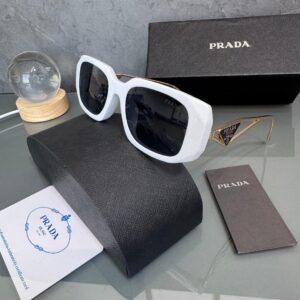 Lente PRADA