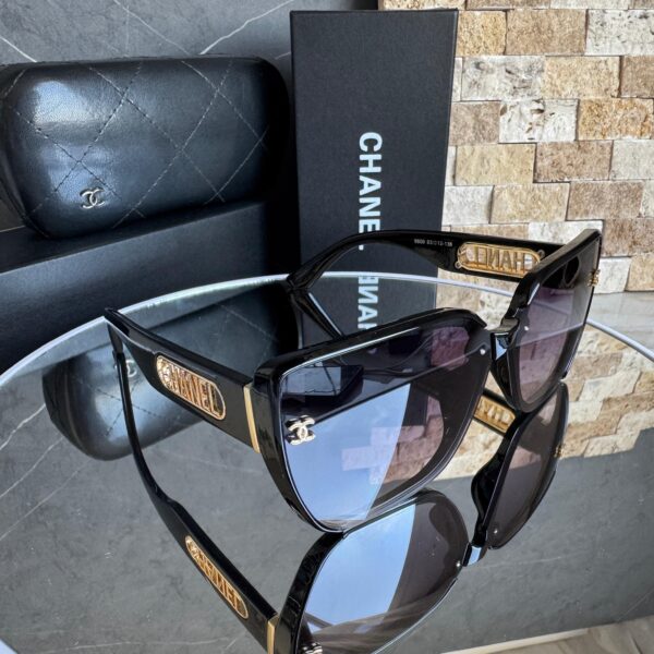 Lente CHANEL