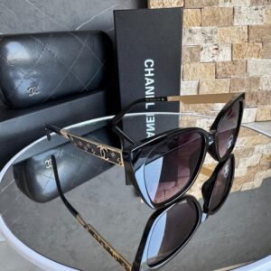 Lente CHANEL