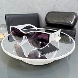 Lente CHANEL