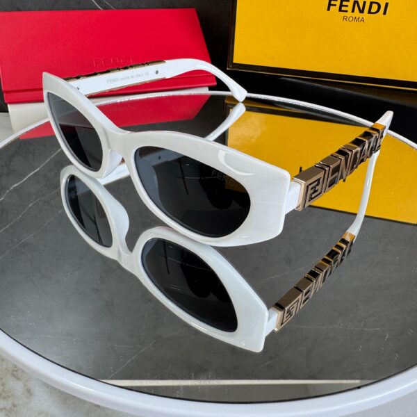 Lente FENDI