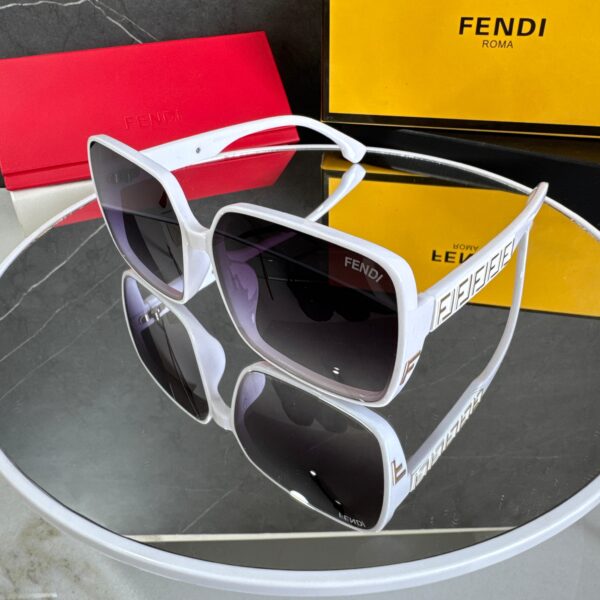 Lente FENDI