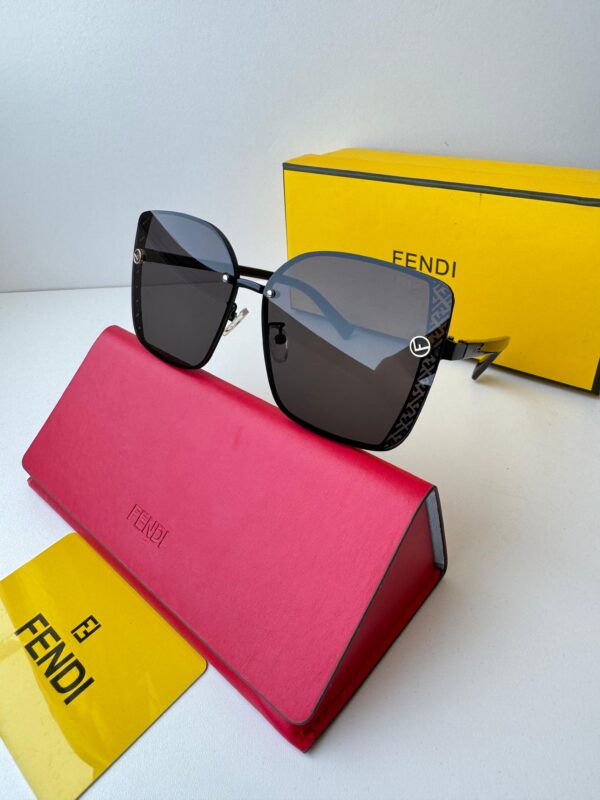 Lente FENDI