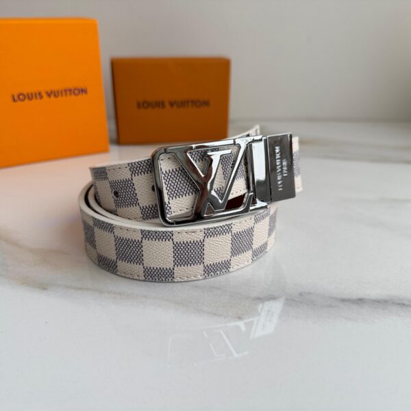 Correa Louis Vuitton