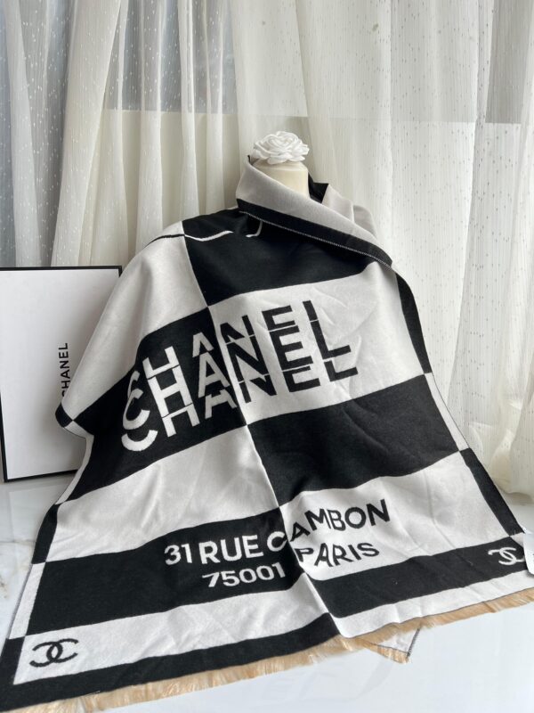 PASHMINA CHANEL