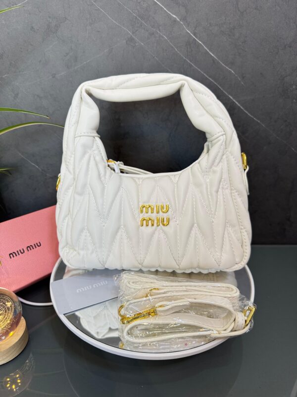 CARTERA MIU MIU4 (1) Cartera MIU MIU