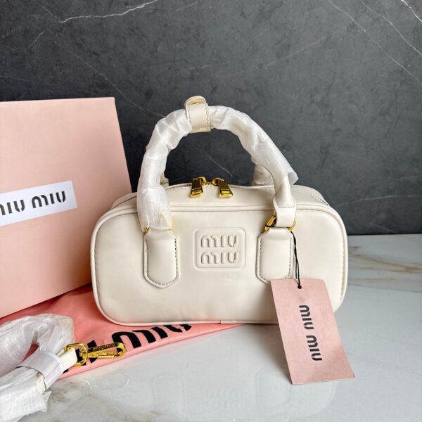CARTERA MIU MIU5 (1) Cartera MIU MIU