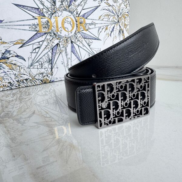 Correa DIOR