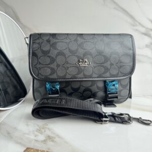 Morral COACH