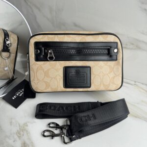 Morral COACH