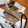 Morral COACH
