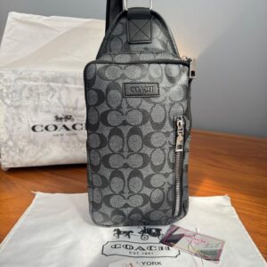 Morral COACH