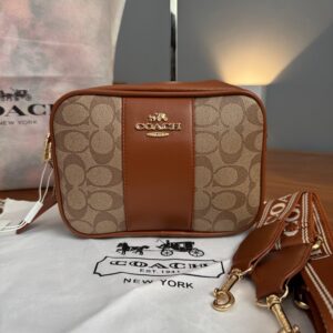 Morral COACH