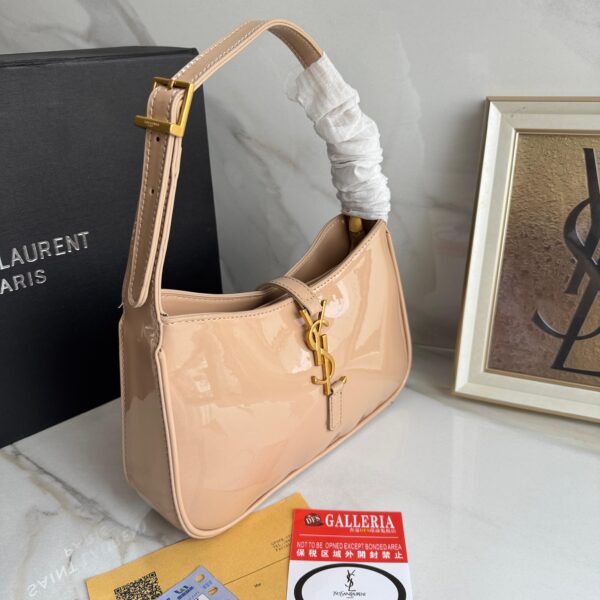 Baguette Nude YVES SAINT LAURENT
