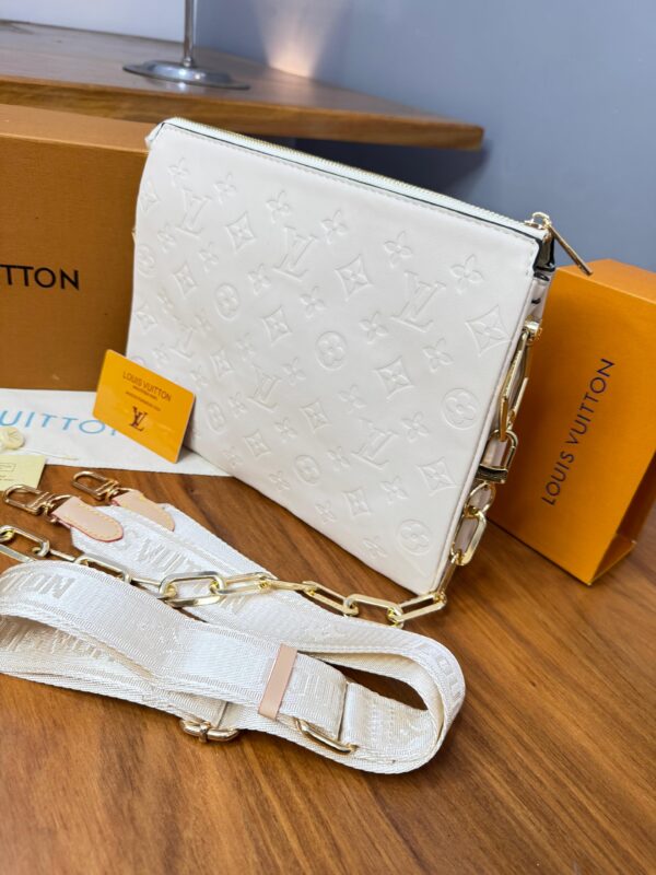 Cartera COUSSIN MONOGRAM EMPREINTE  BEIGE