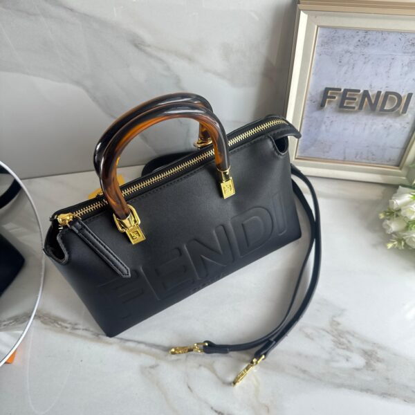 Cartera FENDI