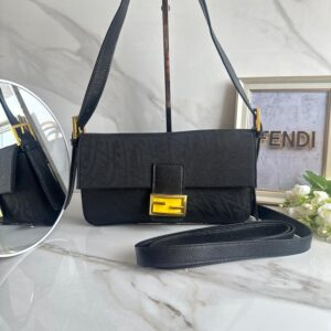 Cartera FENDI