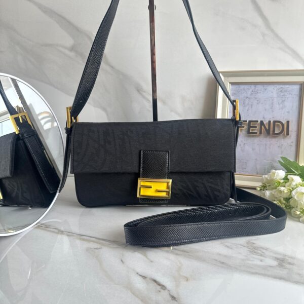 Cartera FENDI