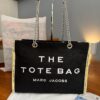 Cartera negra MARC JACOBS