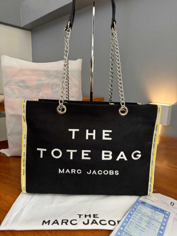 Cartera negra MARC JACOBS