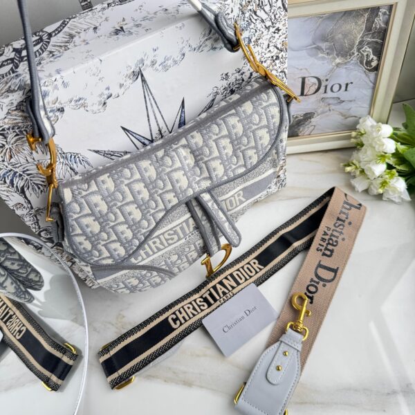 CARTERA SADDLE DIOR  GRIS CLASICO