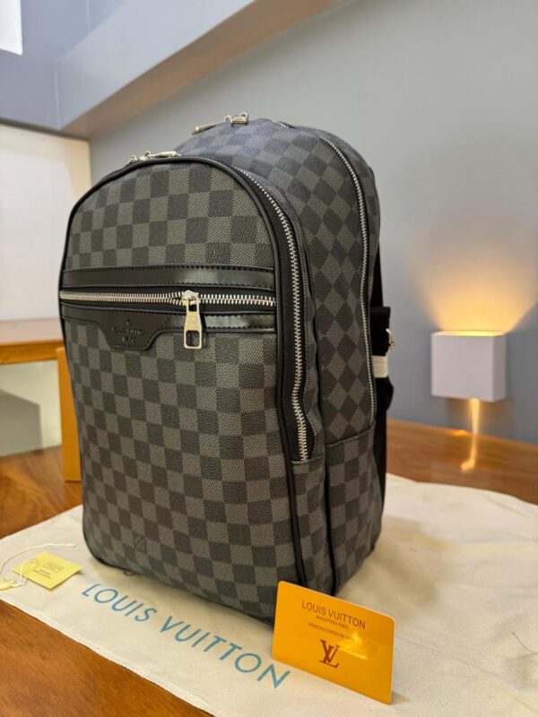 MOCHILA MICHAEL DAMIER NEGRO