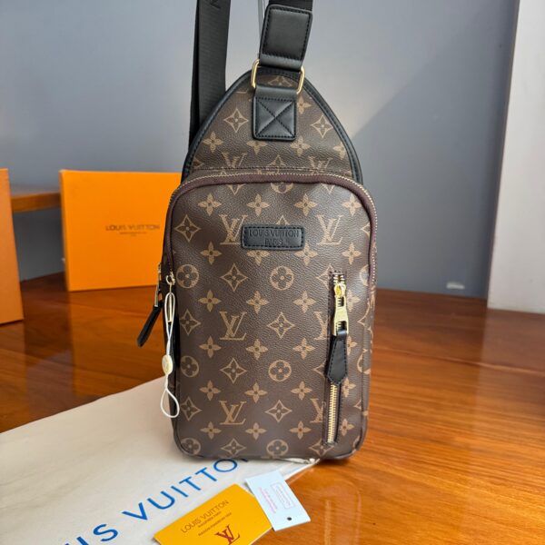 PECHERA SLING SHOULDER MONOGRAM MARRON