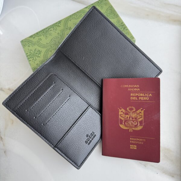 Porta Pasaporte Gucci