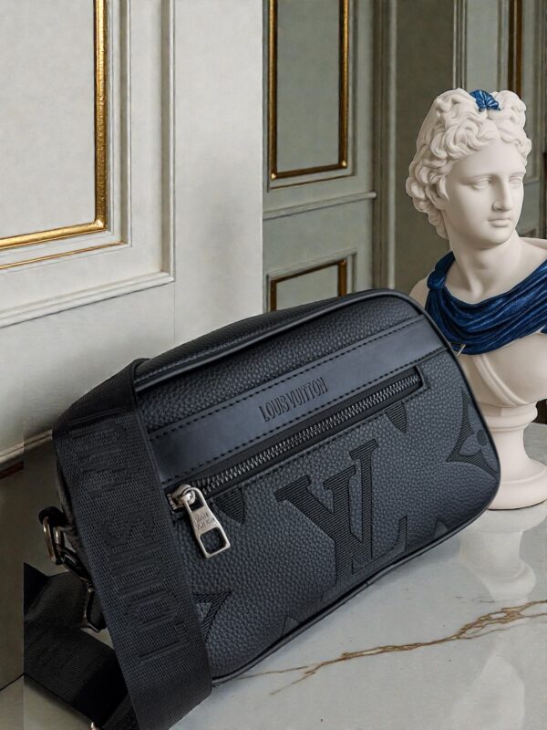 Morral hombre LOUIS VUITTON