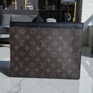 NECESER MONOGRAM2 (1) NECESER MONOGRAM