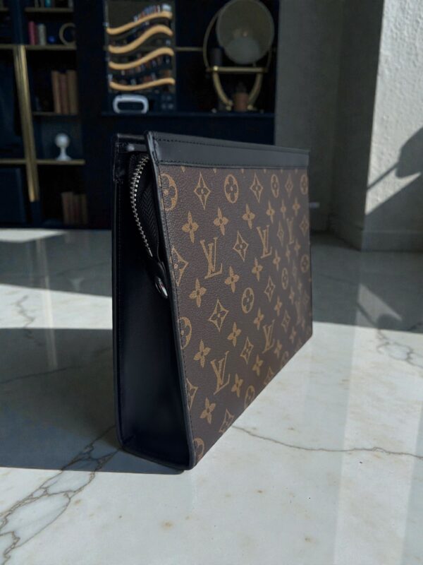 NECESER MONOGRAM