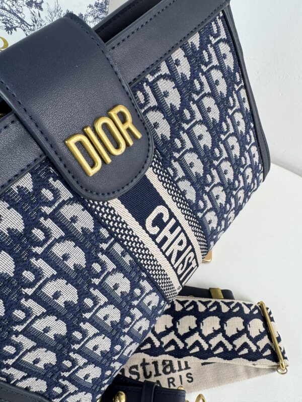 MORRAL DIOR6 (3) Morral DIOR AZUL