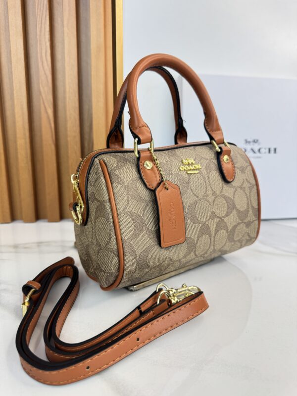 CARTERA COACH