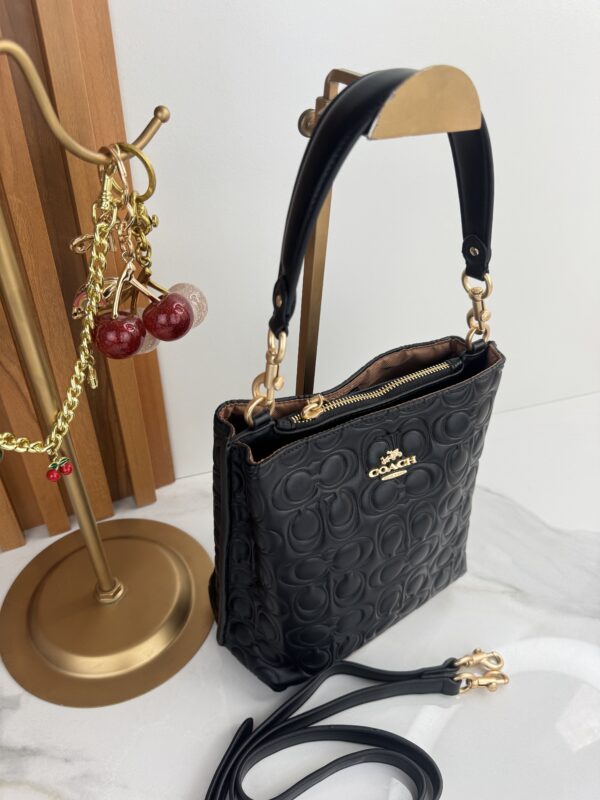 CARTERA COACH