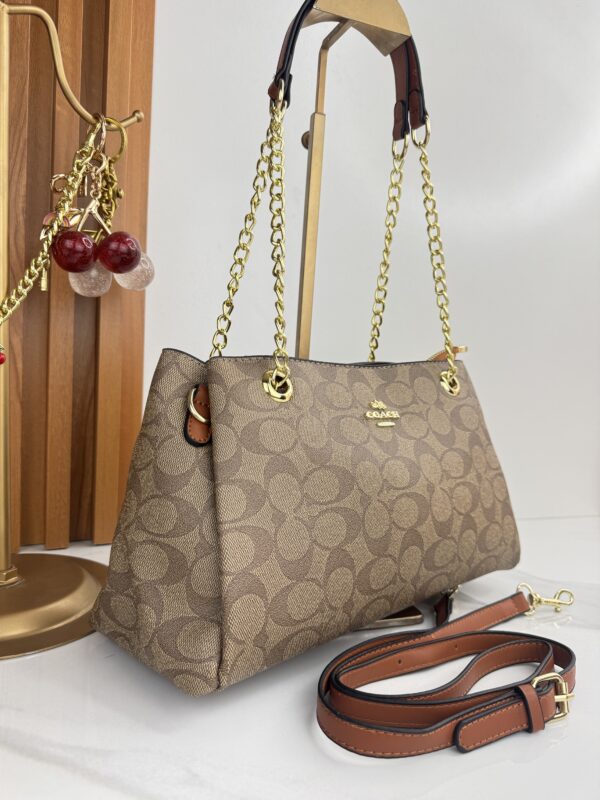CARTERA COACH
