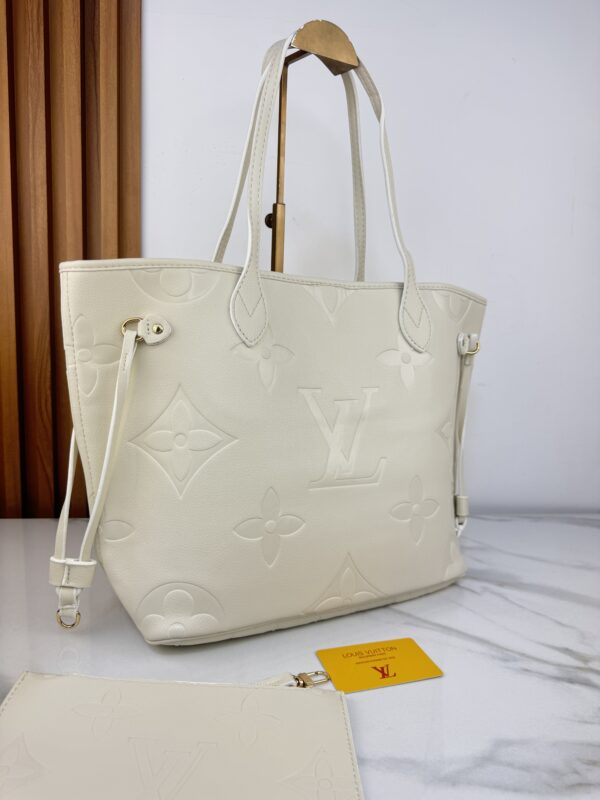 NEVER FULL EMPREINTE WHITE1 (2) NEVER FULL EMPREINTE WHITE