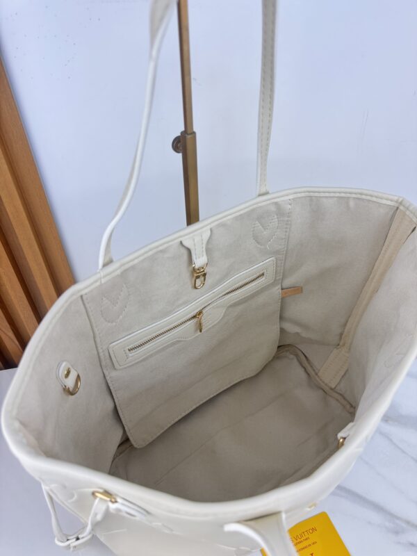NEVER FULL EMPREINTE WHITE1 (3) NEVER FULL EMPREINTE WHITE