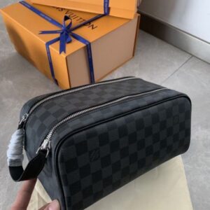 Replica Louis Vuitton Dopp Kit Toilet Pouch Damier Graphite N40127 NECESER CHIMPUNERA DAMIER NEGRO
