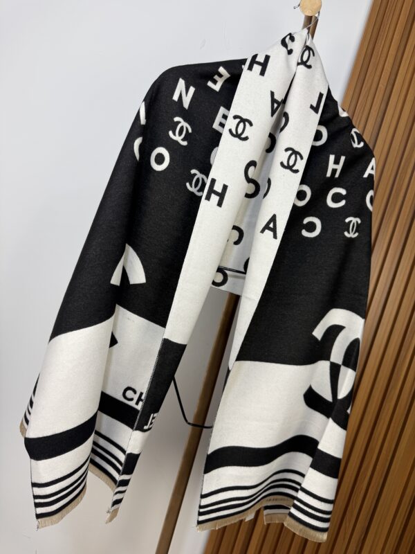 PASHMINA CHANEL