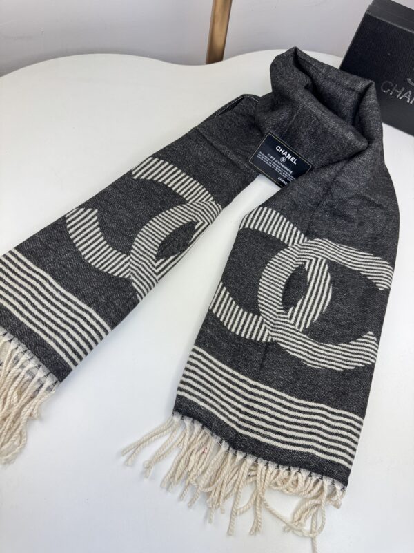 PASHMINA CHANEL