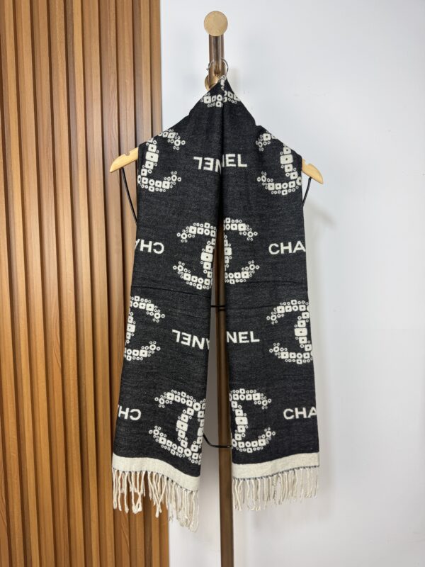 PASHMINA CHANEL