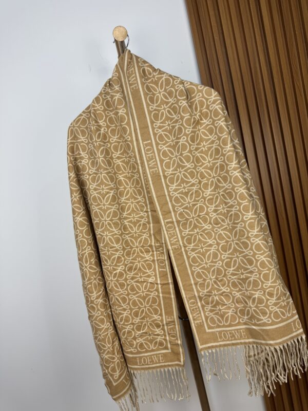 PASHMINA LOEWE