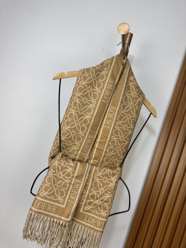 PASHMINA LOEWE