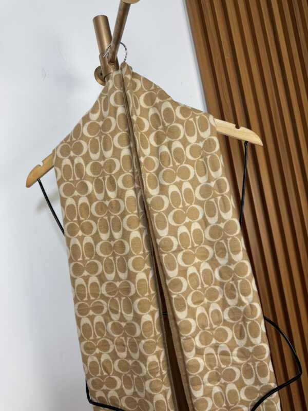 PASHMINA COACH